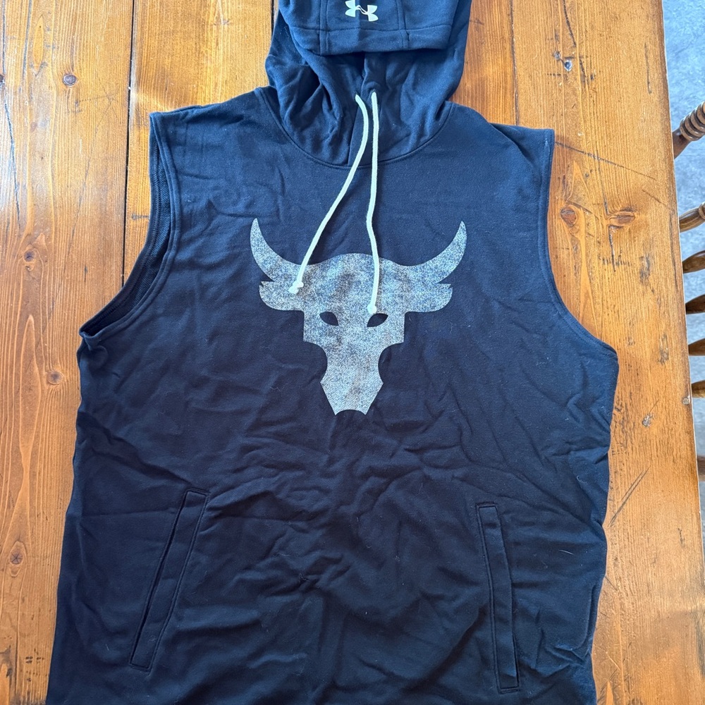 Under Armour Black the Rock sleeveless Hoodie